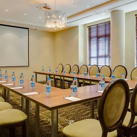 Protea Hotel By Marriott Benin City Select Emotan Εξωτερικό φωτογραφία