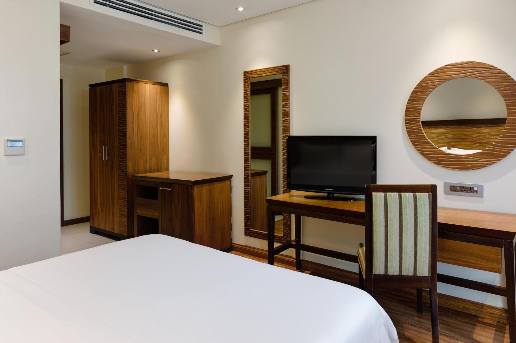 Protea Hotel By Marriott Benin City Select Emotan Εξωτερικό φωτογραφία