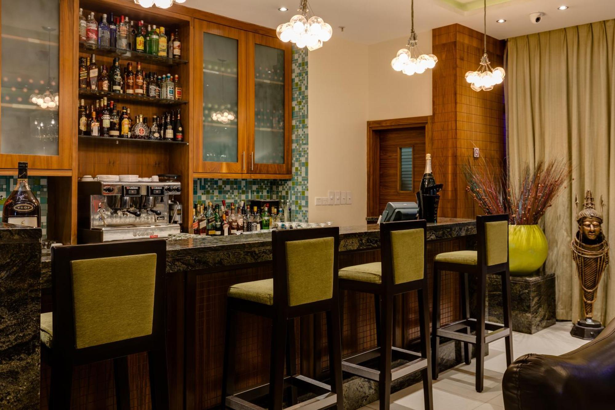 Protea Hotel By Marriott Benin City Select Emotan Εξωτερικό φωτογραφία
